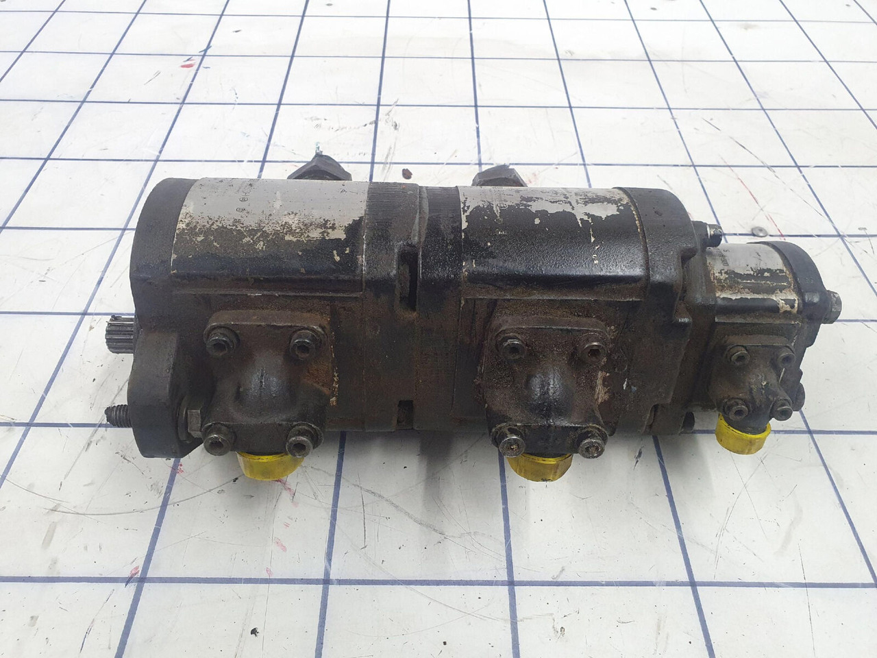 Liebherr LTM 1050-1 TRIPLE GEAR PUMP - 液压泵 适用于 移动式起重机:图2 Liebherr LTM 1050-1 TRIPLE GEAR PUMP - 液压泵 适用于 移动式起重机:图2