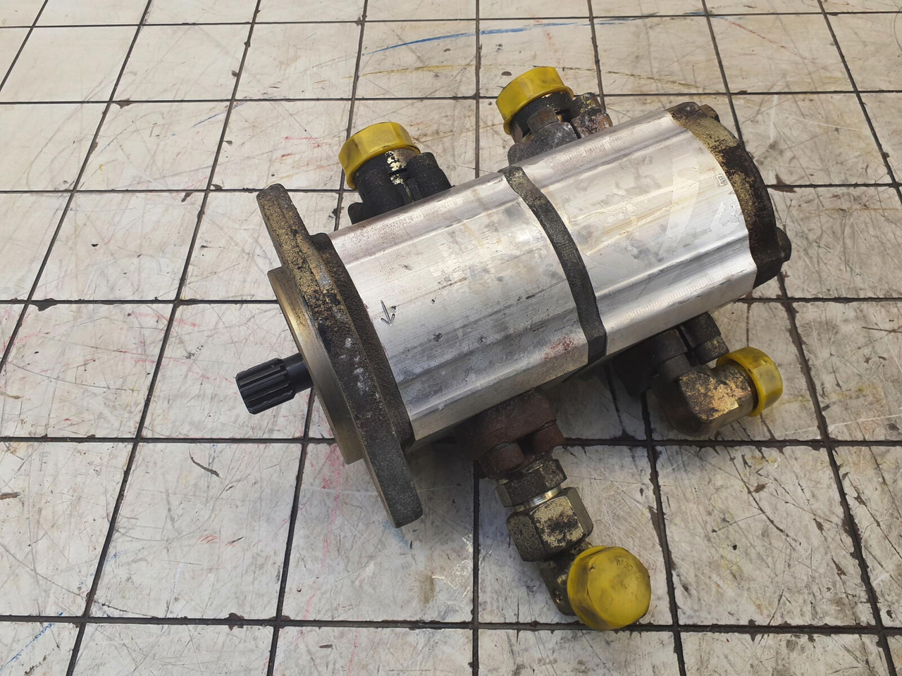 Liebherr LTM 1070-4.1 TWO-STAGE PUMP - 液压泵 适用于 移动式起重机:图1 Liebherr LTM 1070-4.1 TWO-STAGE PUMP - 液压泵 适用于 移动式起重机:图1