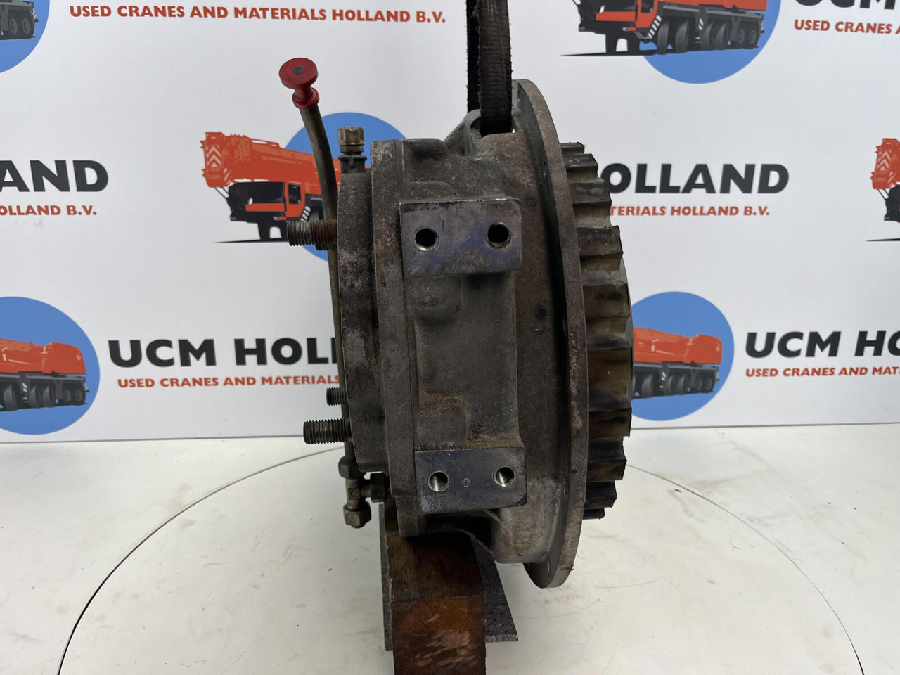 Liebherr LTM 1200/1 Distributor gearbox with coupling - 变速箱 适用于 移动式起重机:图4 Liebherr LTM 1200/1 Distributor gearbox with coupling - 变速箱 适用于 移动式起重机:图4
