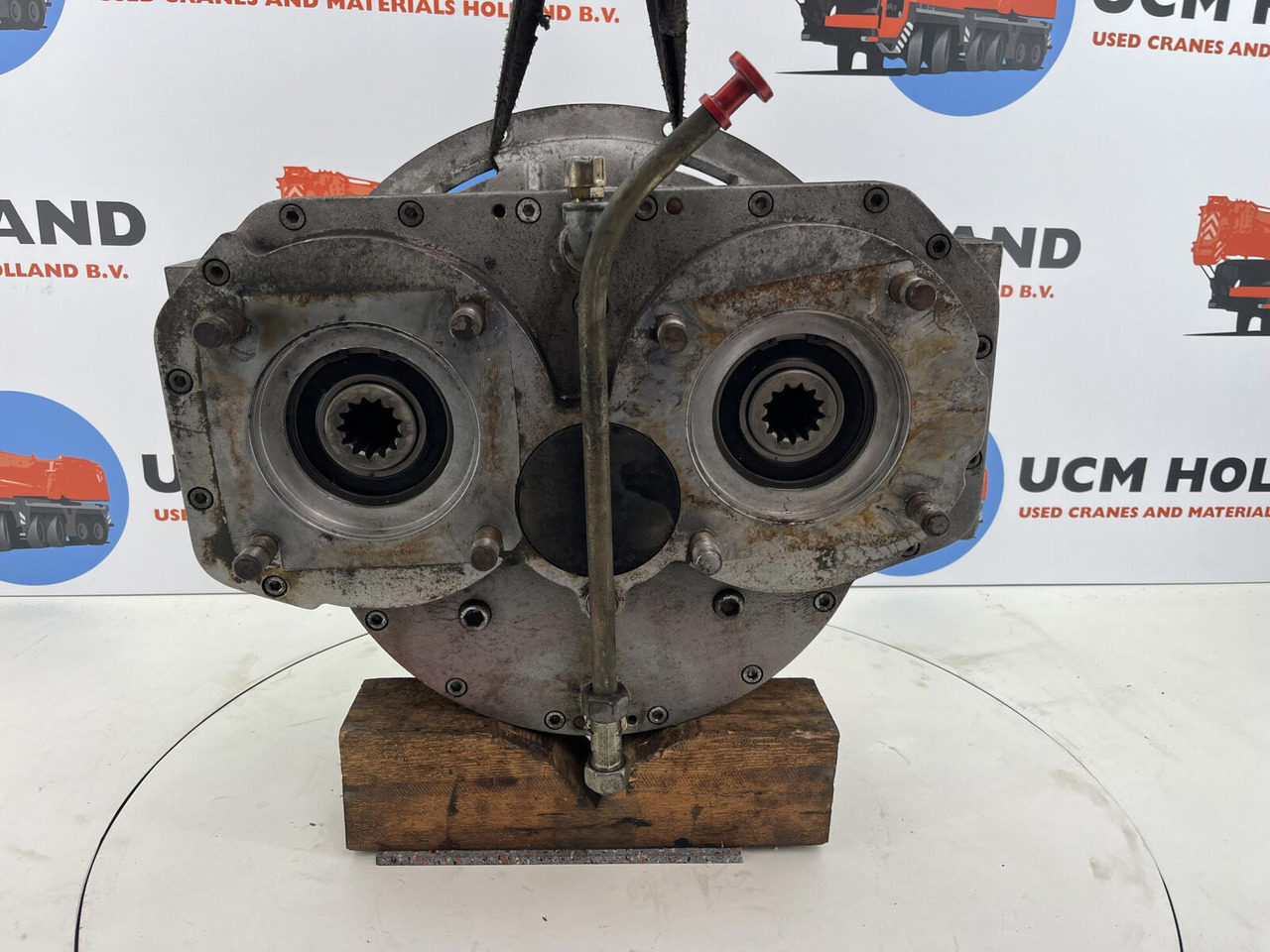 Liebherr LTM 1200/1 Distributor gearbox with coupling - 变速箱 适用于 移动式起重机:图3 Liebherr LTM 1200/1 Distributor gearbox with coupling - 变速箱 适用于 移动式起重机:图3