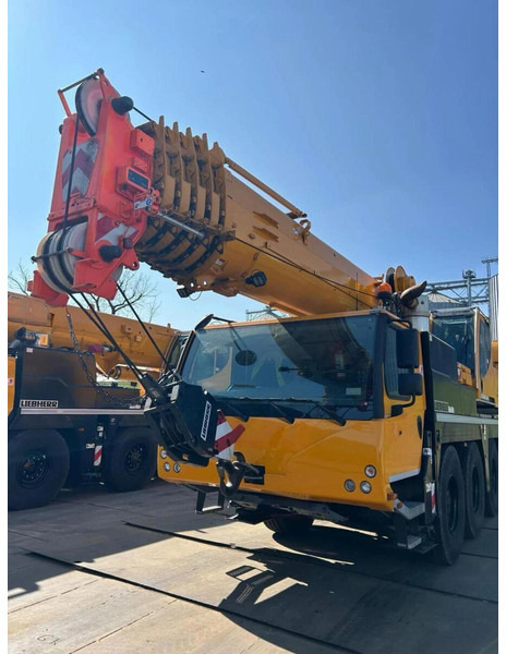 Liebherr Liebherr LTM 1070-4.2 - 全地形起重机:图1 Liebherr Liebherr LTM 1070-4.2 - 全地形起重机:图1