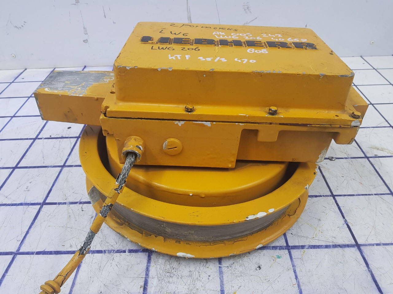 Liebherr lenght indicator LWG 206 - 车身和外部 适用于 移动式起重机:图2 Liebherr lenght indicator LWG 206 - 车身和外部 适用于 移动式起重机:图2