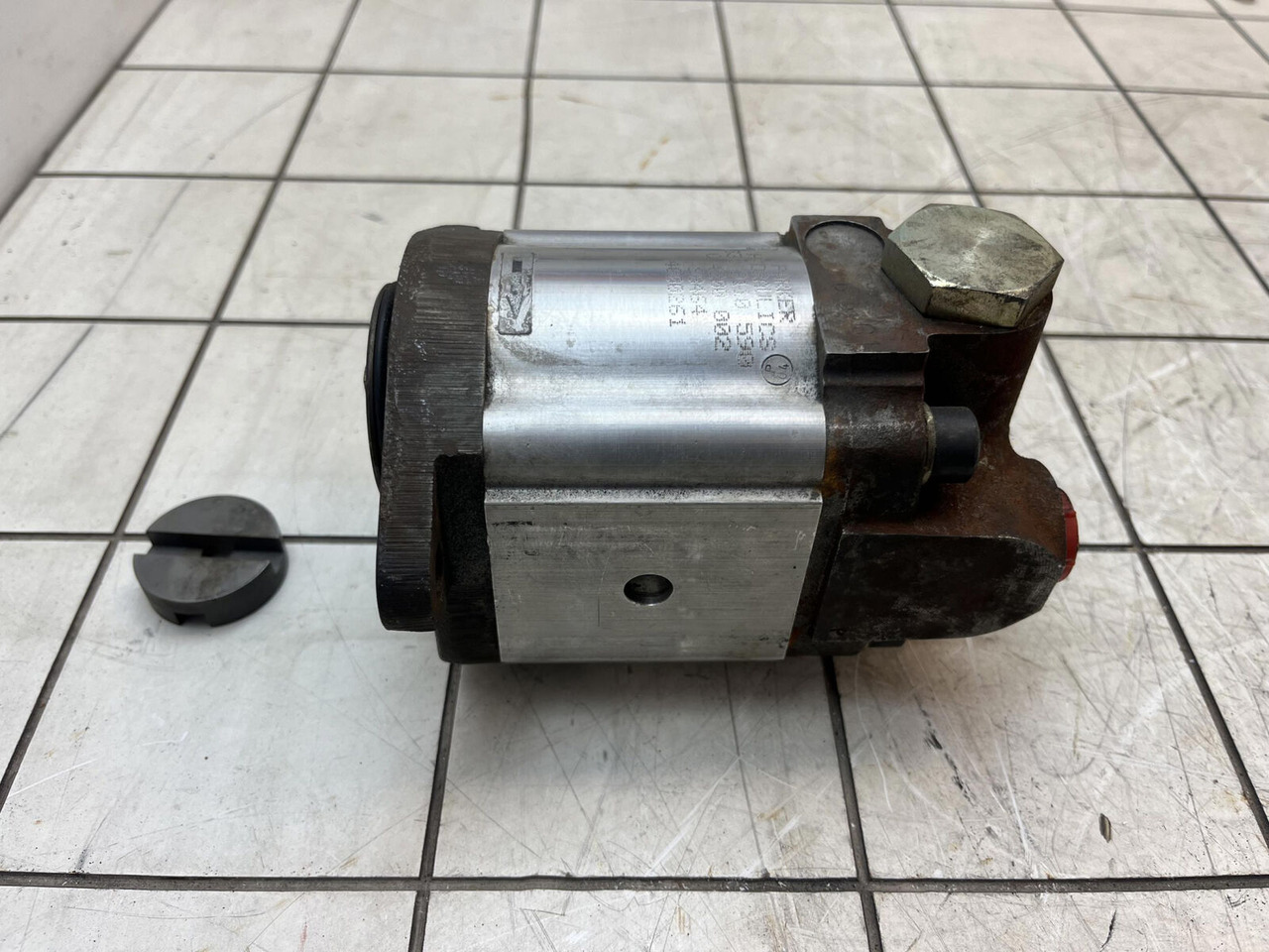 Parker Parker Hydraulics gear pump - 液压泵 适用于 起重机:图3 Parker Parker Hydraulics gear pump - 液压泵 适用于 起重机:图3