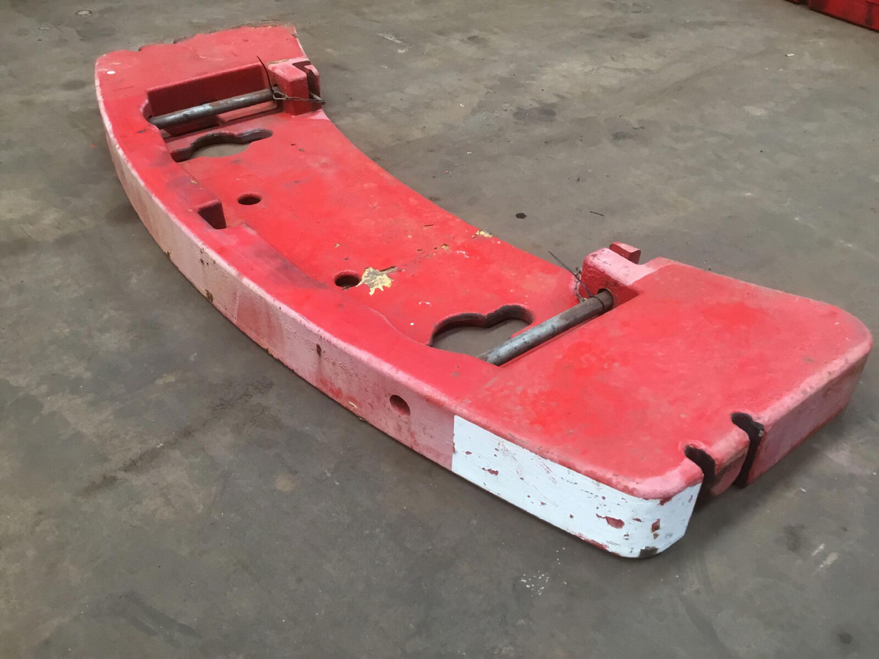 Terex AC 35 counterweight 1,3 ton - 对重装置 适用于 移动式起重机:图2 Terex AC 35 counterweight 1,3 ton - 对重装置 适用于 移动式起重机:图2