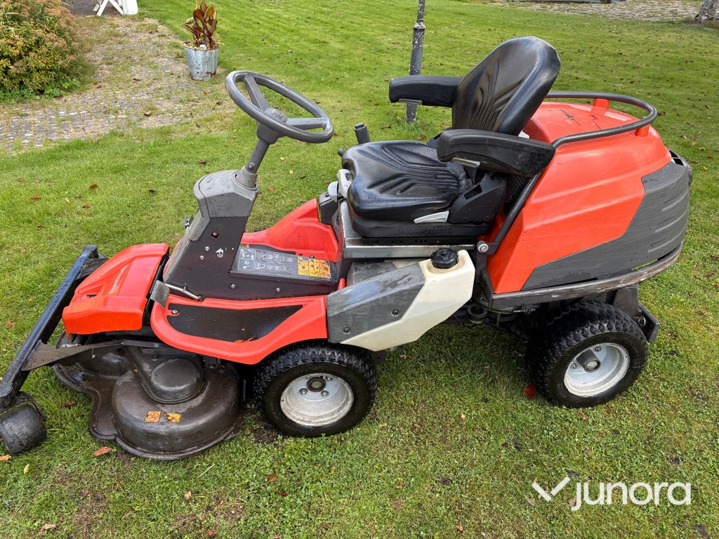 Åkgräsklippare Husqvarna PR 17 - 园林割草机:图2 Åkgräsklippare Husqvarna PR 17 - 园林割草机:图2