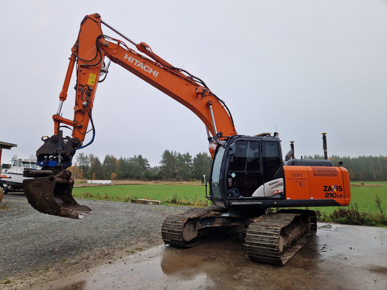 Grävmaskin - Hitachi, Zaxis 210 LC - 履带式挖掘机:图1 Grävmaskin - Hitachi, Zaxis 210 LC - 履带式挖掘机:图1