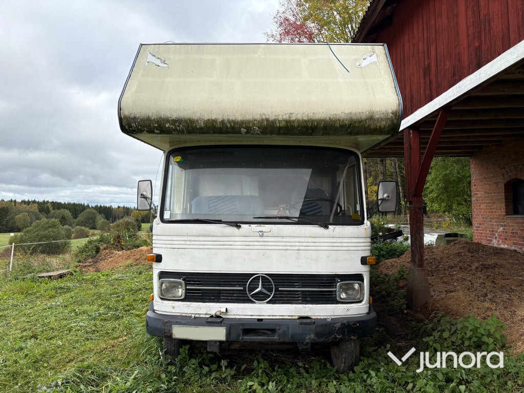 Husbil MERCEDES BENZ LP 608/32 - 阿尔科夫房车:图2 Husbil MERCEDES BENZ LP 608/32 - 阿尔科夫房车:图2