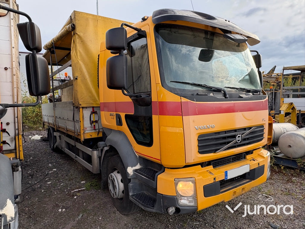 Lastbil - Volvo FL-280 4*2 - 侧帘卡车:图3 Lastbil - Volvo FL-280 4*2 - 侧帘卡车:图3