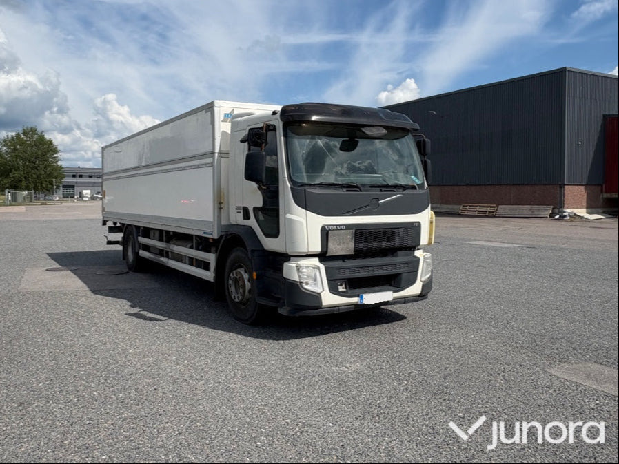 Lastbil - Volvo Fe 280 med höj o sänkbart skåp - 厢式卡车:图1 Lastbil - Volvo Fe 280 med höj o sänkbart skåp - 厢式卡车:图1