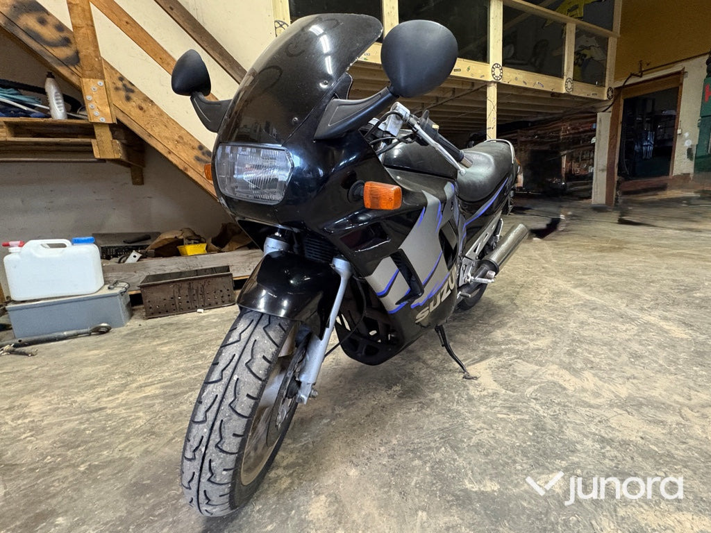 Motorcykel - Suzuki, GSX 750 F - 摩托车:图1 Motorcykel - Suzuki, GSX 750 F - 摩托车:图1