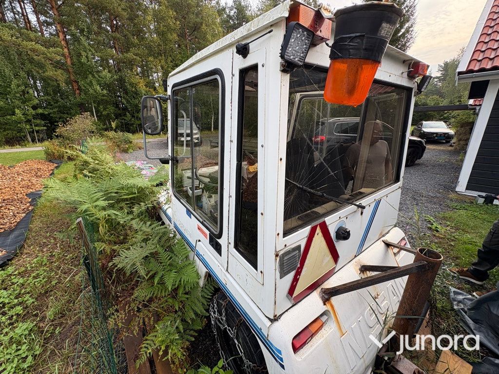 Plogbil - Bagagetruck - 行李牵引车:图2 Plogbil - Bagagetruck - 行李牵引车:图2