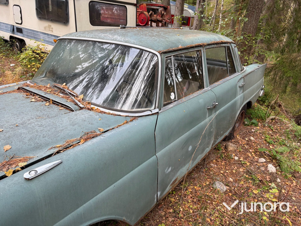 Renoveringsobjekt - Mercedes-Benz 220 S - 汽车:图4 Renoveringsobjekt - Mercedes-Benz 220 S - 汽车:图4