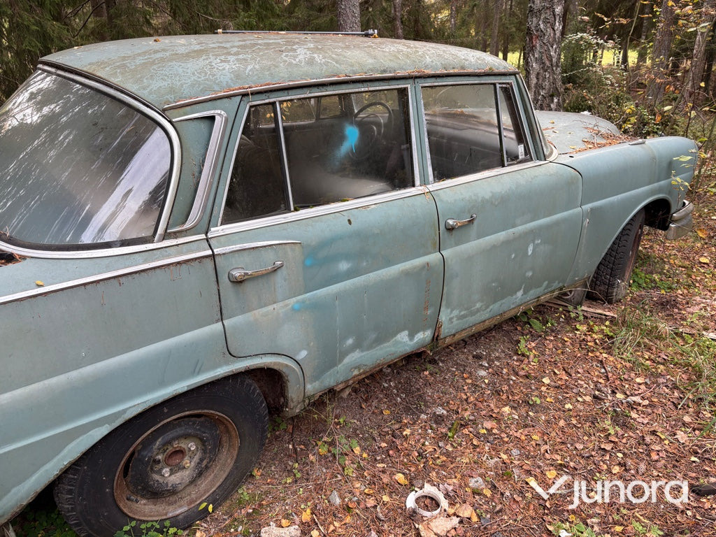 Renoveringsobjekt - Mercedes-Benz 220 S - 汽车:图3 Renoveringsobjekt - Mercedes-Benz 220 S - 汽车:图3