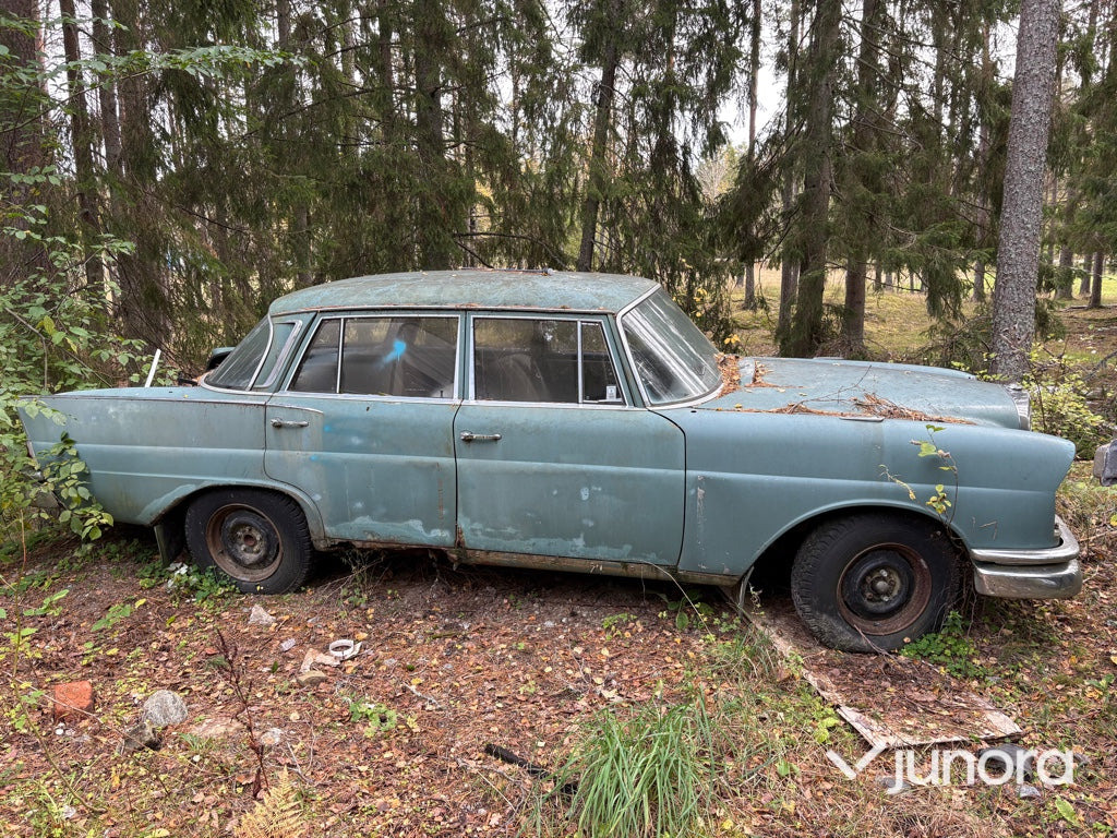Renoveringsobjekt - Mercedes-Benz 220 S - 汽车:图2 Renoveringsobjekt - Mercedes-Benz 220 S - 汽车:图2
