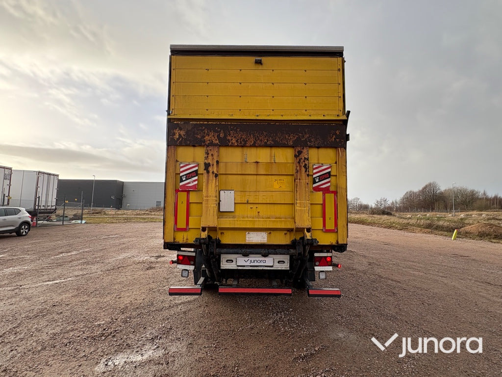 Trailer – Krone, Cityliner SZP 18 - 侧帘半拖车:图4 Trailer – Krone, Cityliner SZP 18 - 侧帘半拖车:图4