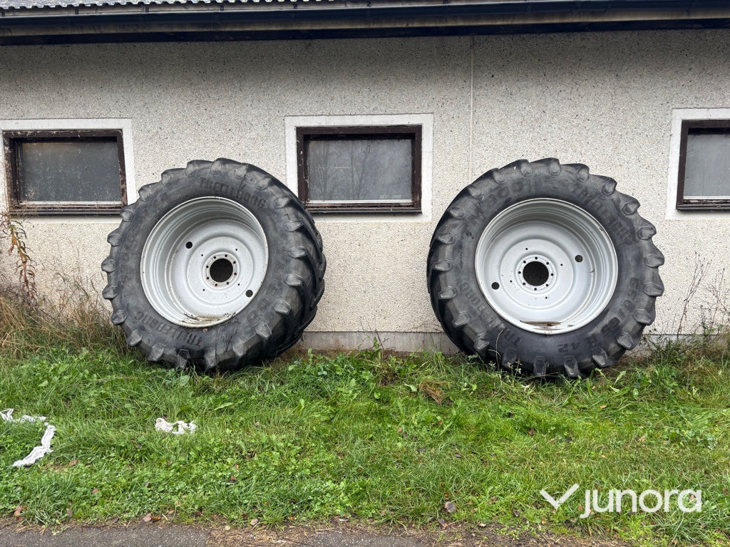Traktordäck & fälg - Trelleborg TM800 - 车轮 适用于 农业机械:图1 Traktordäck & fälg - Trelleborg TM800 - 车轮 适用于 农业机械:图1