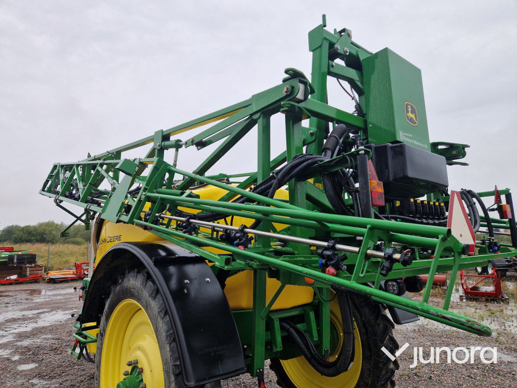 Växtskyddsspruta - John Deere M740i - 牵引式喷雾机:图2 Växtskyddsspruta - John Deere M740i - 牵引式喷雾机:图2