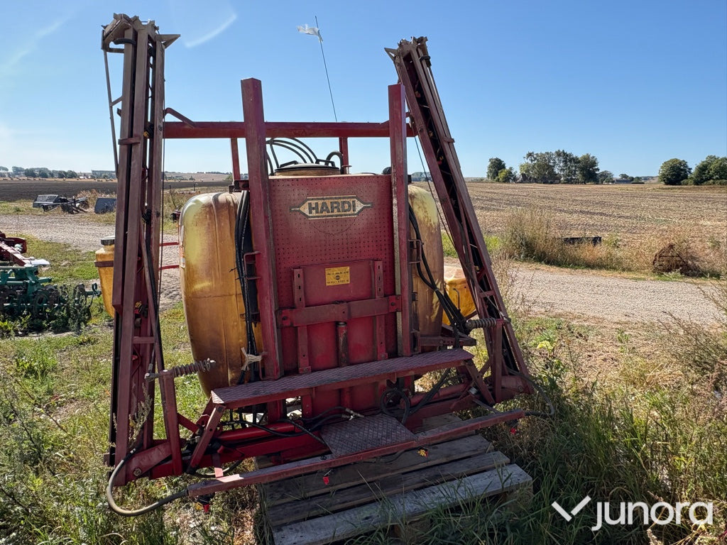 Växtspruta - Hardi, 1000L, 12M - 拖拉机悬挂式喷雾机:图5 Växtspruta - Hardi, 1000L, 12M - 拖拉机悬挂式喷雾机:图5