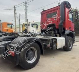 Mercedes Arocs 1845 - 牵引车:图2 Mercedes Arocs 1845 - 牵引车:图2