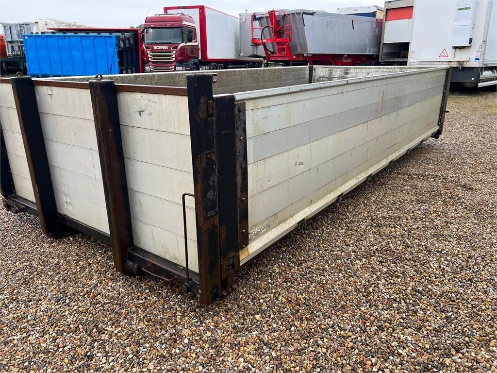 HMF 5,7 mtr - helside pendel - aut bagsmæk - 可拆卸车身 - 厢式:图1 HMF 5,7 mtr - helside pendel - aut bagsmæk - 可拆卸车身 - 厢式:图1
