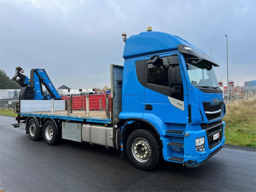 Iveco AT 260S 42Y-FS D - 起重车:图1 Iveco AT 260S 42Y-FS D - 起重车:图1