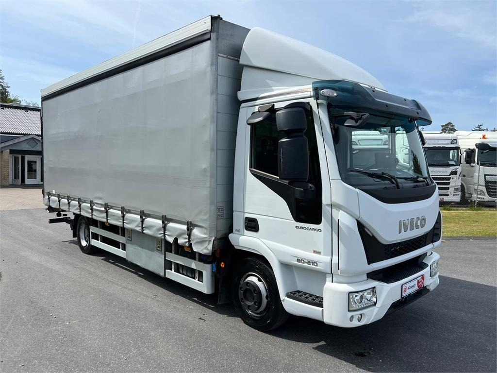 Iveco Eurocargo 8E21P 4x2 - 侧帘卡车:图1 Iveco Eurocargo 8E21P 4x2 - 侧帘卡车:图1