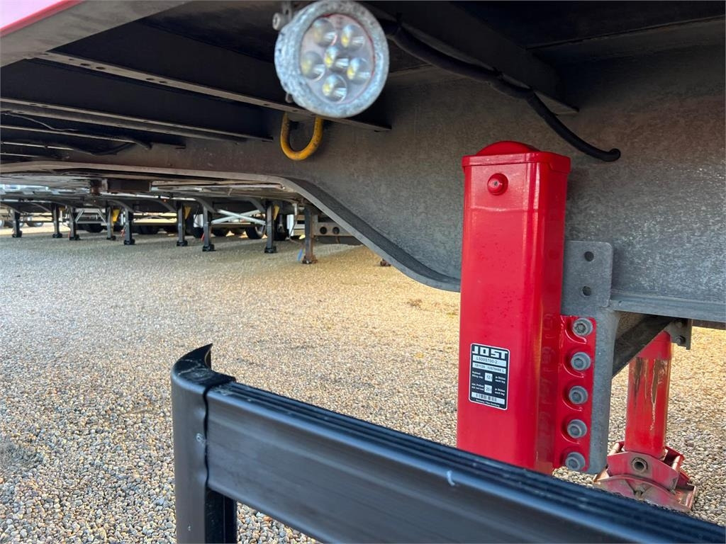 Kel-Berg 13,6 mtr. - 94m3 - 2500 kg lift  - 封闭厢式半拖车:图5 Kel-Berg 13,6 mtr. - 94m3 - 2500 kg lift  - 封闭厢式半拖车:图5