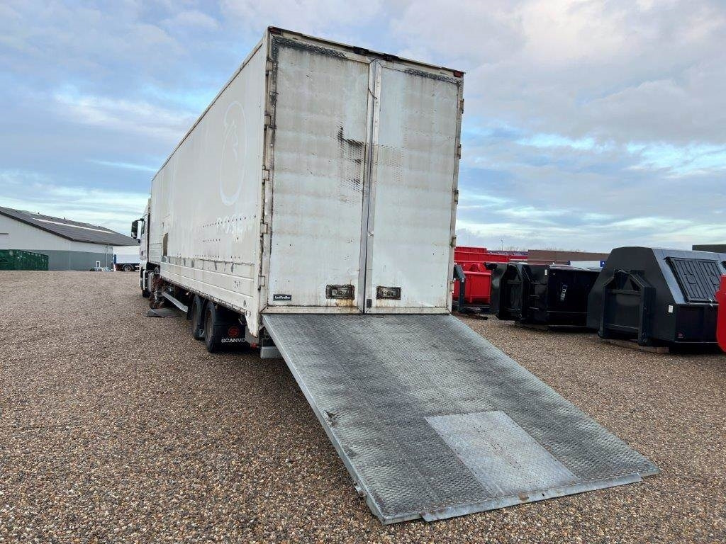 Leci 13,6 mtr. box læsserampe - 封闭厢式半拖车:图2 Leci 13,6 mtr. box læsserampe - 封闭厢式半拖车:图2