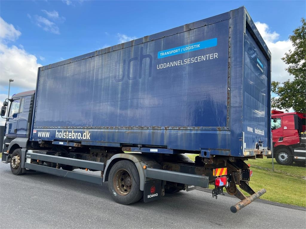 MAN TGA 18-350 - 7,15 - 集装箱运输车/ 可拆卸车身的卡车:图3 MAN TGA 18-350 - 7,15 - 集装箱运输车/ 可拆卸车身的卡车:图3