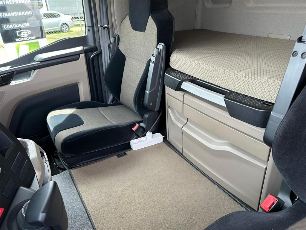 厢式卡车 MAN TGL 8-220 4x2 BL incl. 2 stk veksellad:图20 厢式卡车 MAN TGL 8-220 4x2 BL incl. 2 stk veksellad:图20