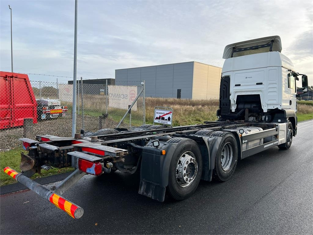 MAN TGS 26-440 6x2-4 LL - 集装箱运输车/ 可拆卸车身的卡车:图4 MAN TGS 26-440 6x2-4 LL - 集装箱运输车/ 可拆卸车身的卡车:图4