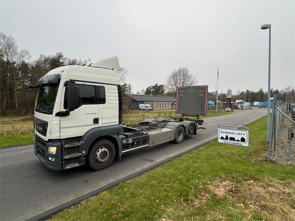 MAN TGS 26-500 6x2-4 LL - 集装箱运输车/ 可拆卸车身的卡车:图1 MAN TGS 26-500 6x2-4 LL - 集装箱运输车/ 可拆卸车身的卡车:图1