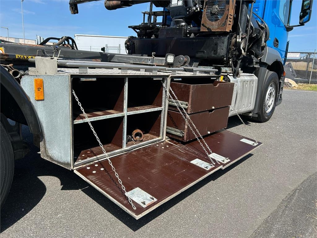 Mercedes-Benz Antos 2546 - Hiab 192 E kran - 箕斗装载车:图3 Mercedes-Benz Antos 2546 - Hiab 192 E kran - 箕斗装载车:图3