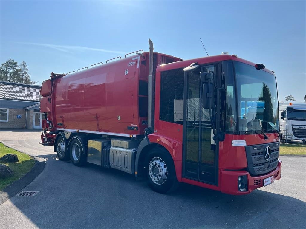 Mercedes-Benz Econic 2630L ENA 4 kammer NTM - 垃圾车:图4 Mercedes-Benz Econic 2630L ENA 4 kammer NTM - 垃圾车:图4