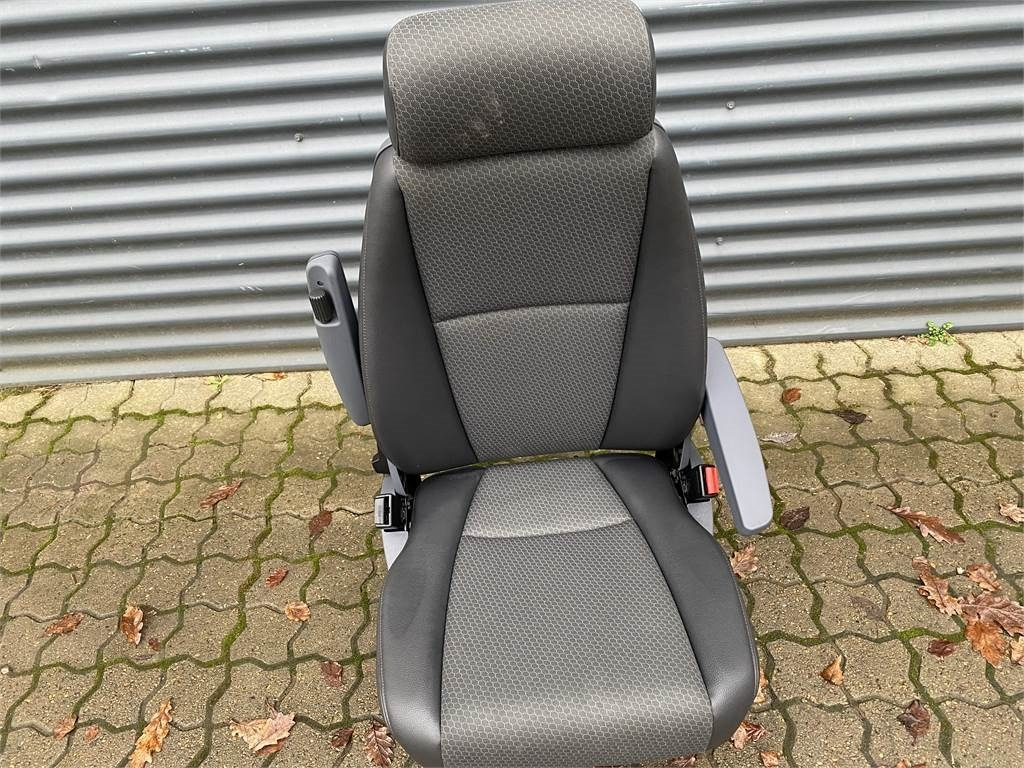 Scania Passagersæde (Klapsæde) - 驾驶室 适用于 卡车:图2 Scania Passagersæde (Klapsæde) - 驾驶室 适用于 卡车:图2