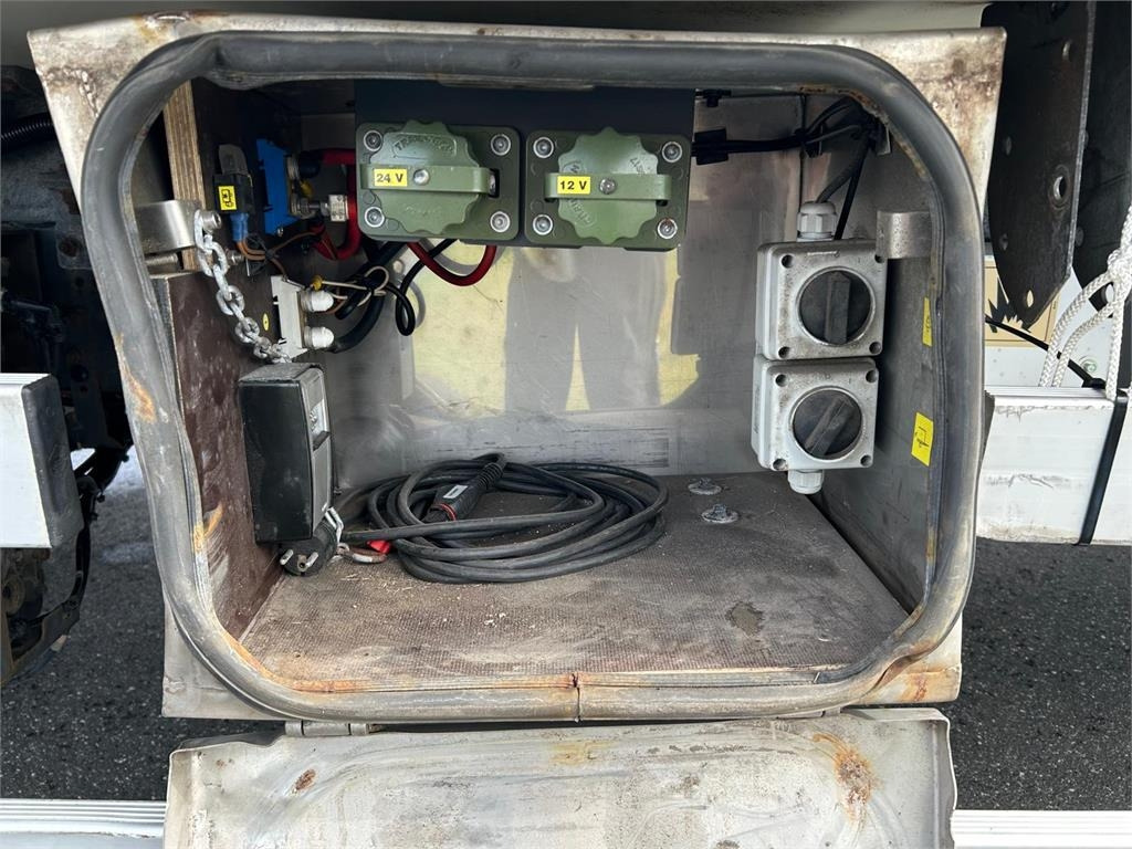 冷藏车 Volvo FL 250 16 ton:图21 冷藏车 Volvo FL 250 16 ton:图21