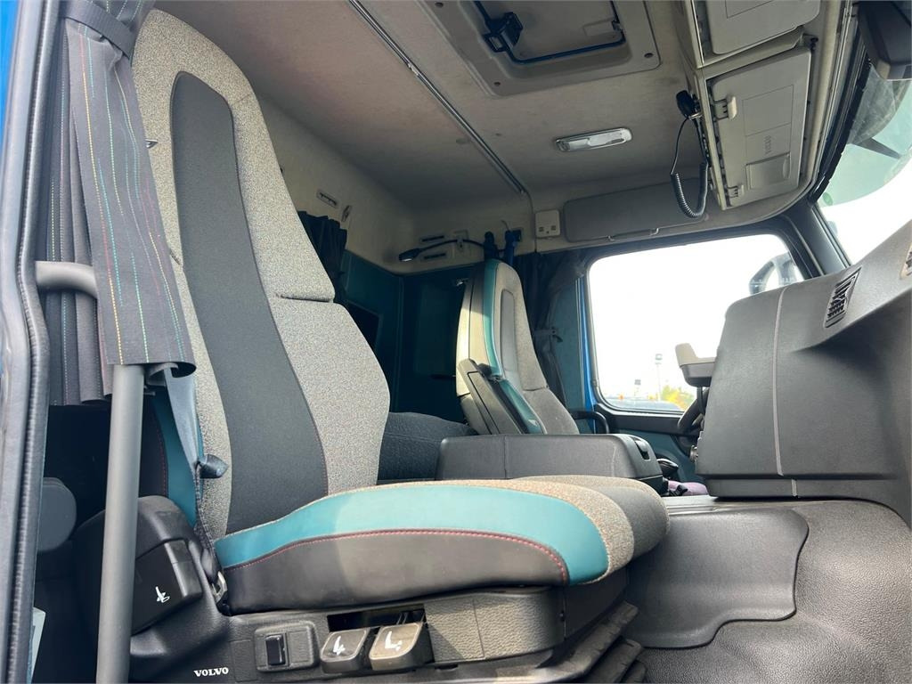 Volvo FM450 - 吊钩升降车:图5 Volvo FM450 - 吊钩升降车:图5