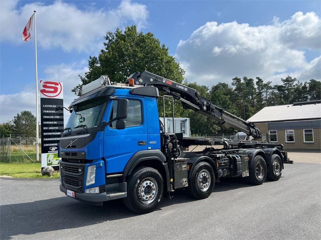 Volvo FM460 - Hiab 302EP 5 kran - 箕斗装载车:图1 Volvo FM460 - Hiab 302EP 5 kran - 箕斗装载车:图1