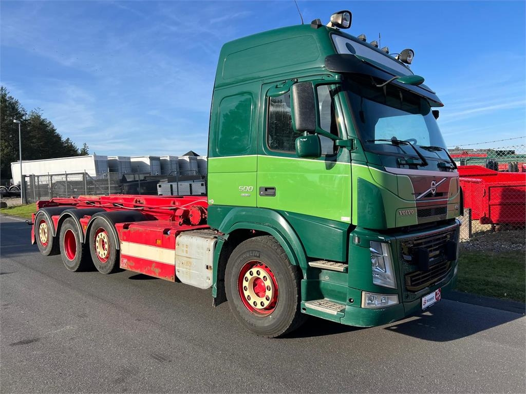 Volvo FM500 8x2*6 rigid pusher-tag tridem - 箕斗装载车:图1 Volvo FM500 8x2*6 rigid pusher-tag tridem - 箕斗装载车:图1