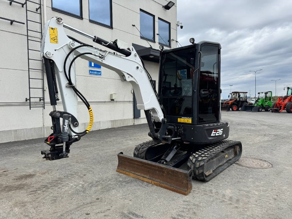 Bobcat E26 KALLISTAJALLA - 小型挖掘机:图2 Bobcat E26 KALLISTAJALLA - 小型挖掘机:图2