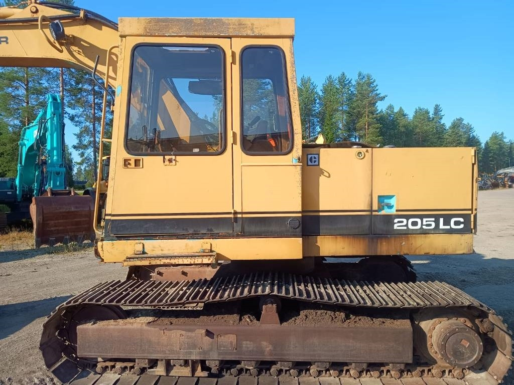CAT 205LC  - 履带式挖掘机:图2 CAT 205LC  - 履带式挖掘机:图2