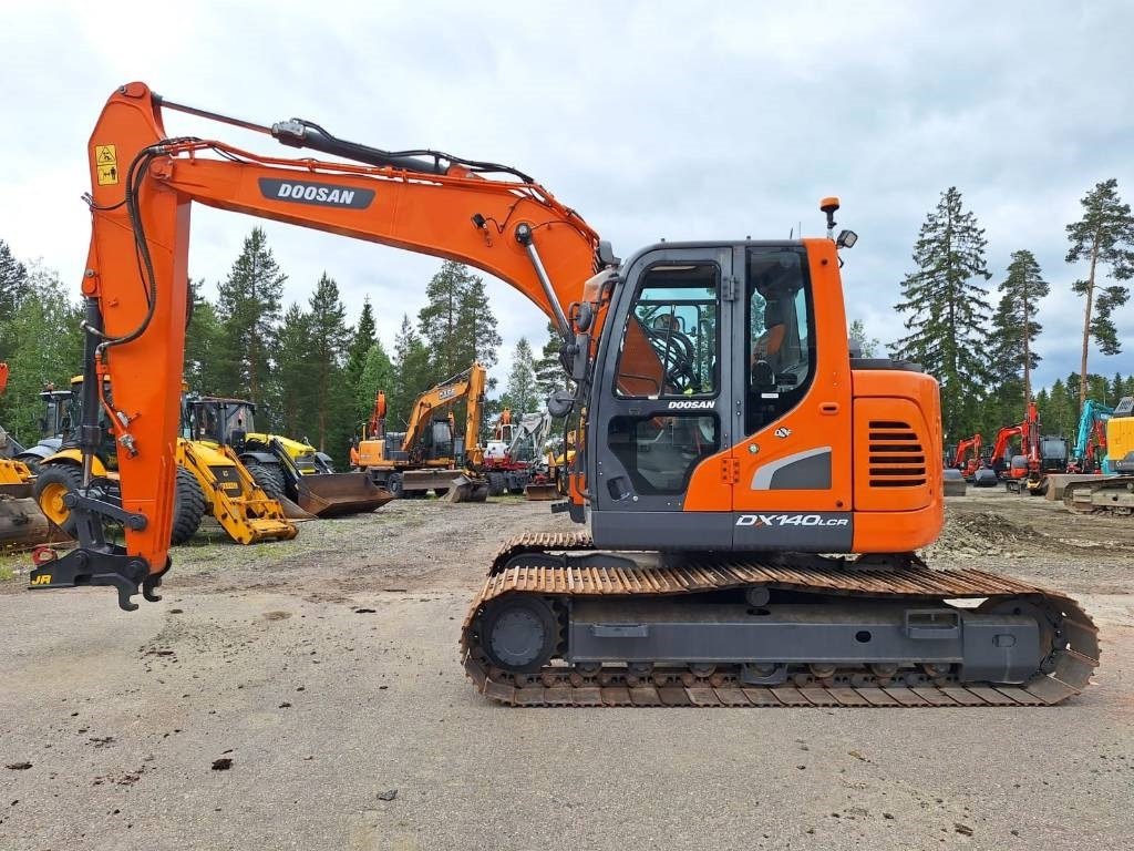 Doosan DX140LCR-5 - 履带式挖掘机:图1 Doosan DX140LCR-5 - 履带式挖掘机:图1
