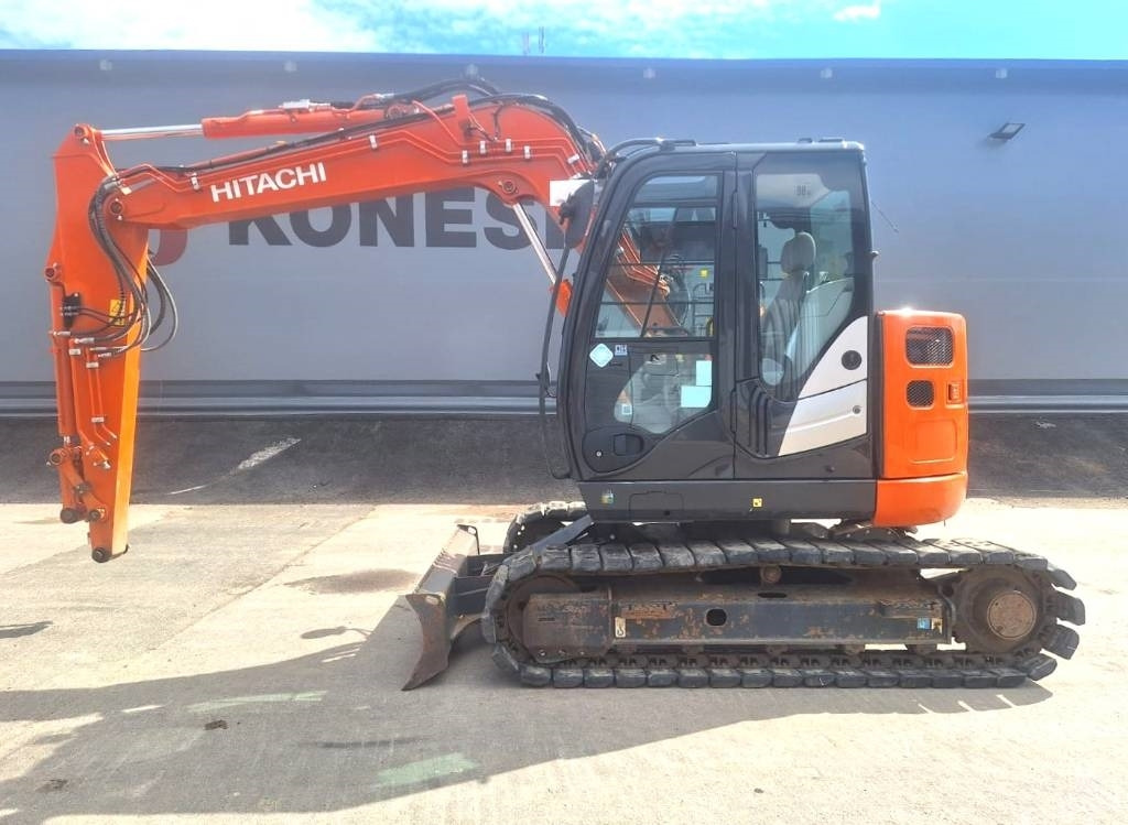 Hitachi MYYTY! SOLD! ZX85US-6 PIENET TUNNIT - 小型挖掘机:图1 Hitachi MYYTY! SOLD! ZX85US-6 PIENET TUNNIT - 小型挖掘机:图1