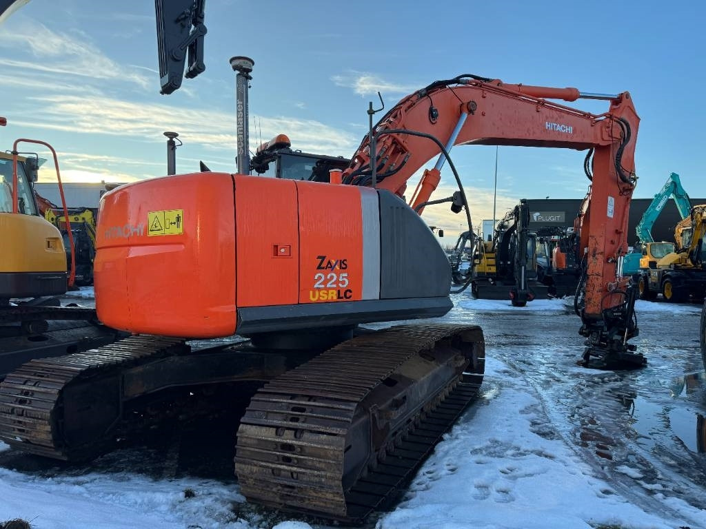 Hitachi Myyty! ZX225USRLC-3 - 履带式挖掘机:图4 Hitachi Myyty! ZX225USRLC-3 - 履带式挖掘机:图4