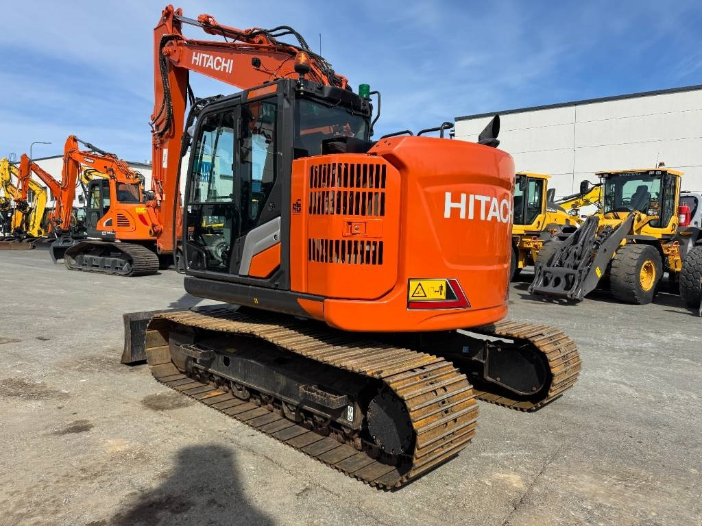 Hitachi ZX 135 USBL-7 Puskulevy - 履带式挖掘机:图3 Hitachi ZX 135 USBL-7 Puskulevy - 履带式挖掘机:图3