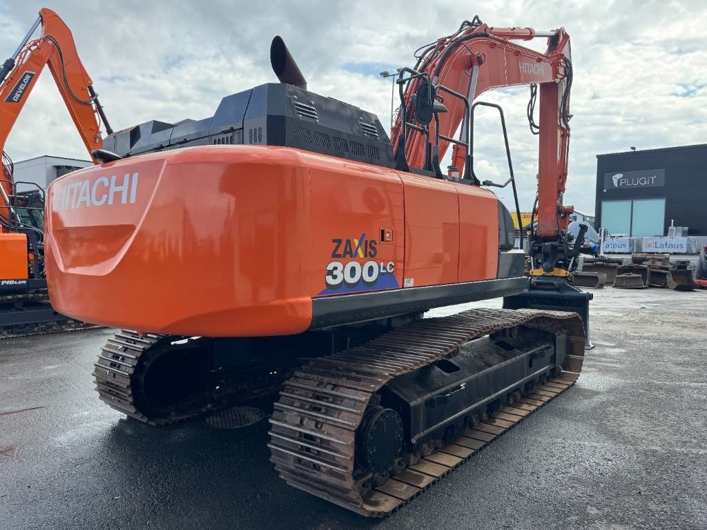 Hitachi ZX 300 LC-6 ENGCON EC233 S80/S80 - 履带式挖掘机:图5 Hitachi ZX 300 LC-6 ENGCON EC233 S80/S80 - 履带式挖掘机:图5