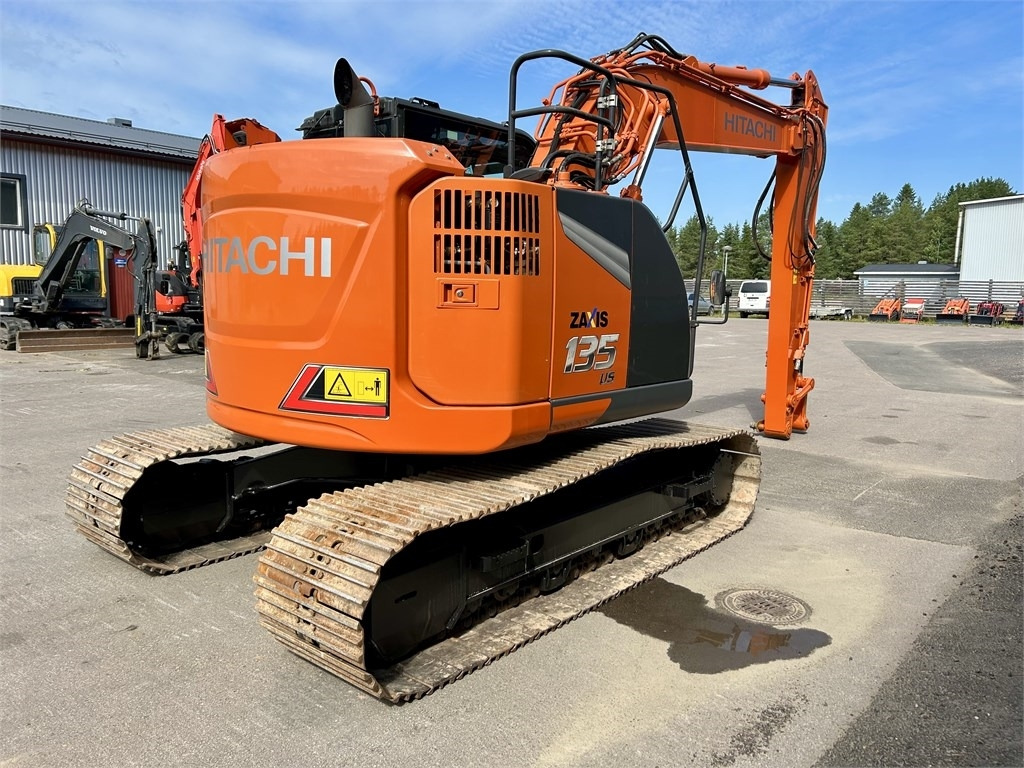 Hitachi ZX135US-7 - 履带式挖掘机:图4 Hitachi ZX135US-7 - 履带式挖掘机:图4