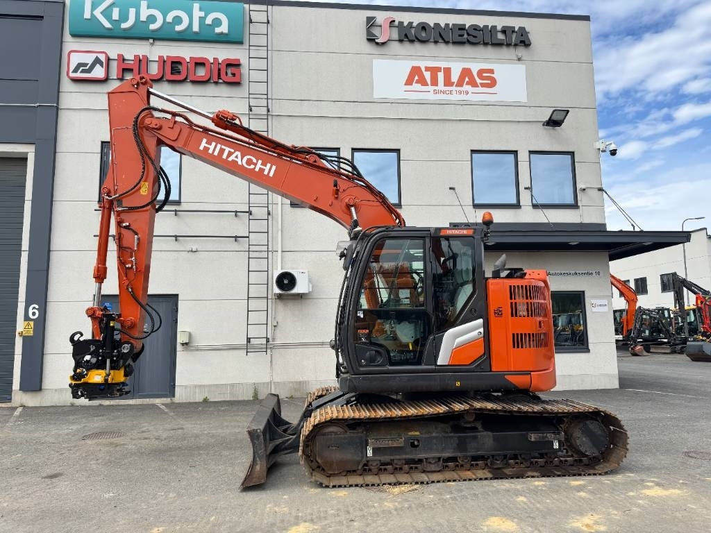 Hitachi ZX135USBL-7 PYÖRITTÄJÄLLÄ - 履带式挖掘机:图1 Hitachi ZX135USBL-7 PYÖRITTÄJÄLLÄ - 履带式挖掘机:图1