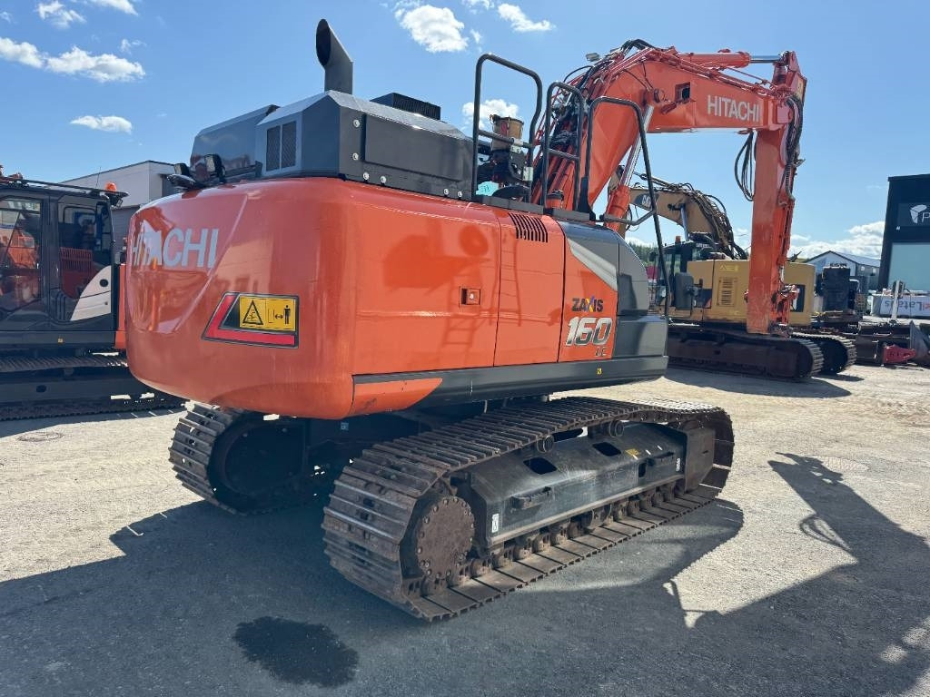 Hitachi ZX160LC-7 - 履带式挖掘机:图5 Hitachi ZX160LC-7 - 履带式挖掘机:图5