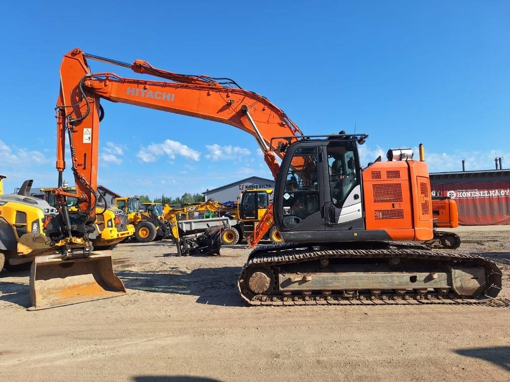 Hitachi ZX225USLC-5  - 履带式挖掘机:图1 Hitachi ZX225USLC-5  - 履带式挖掘机:图1